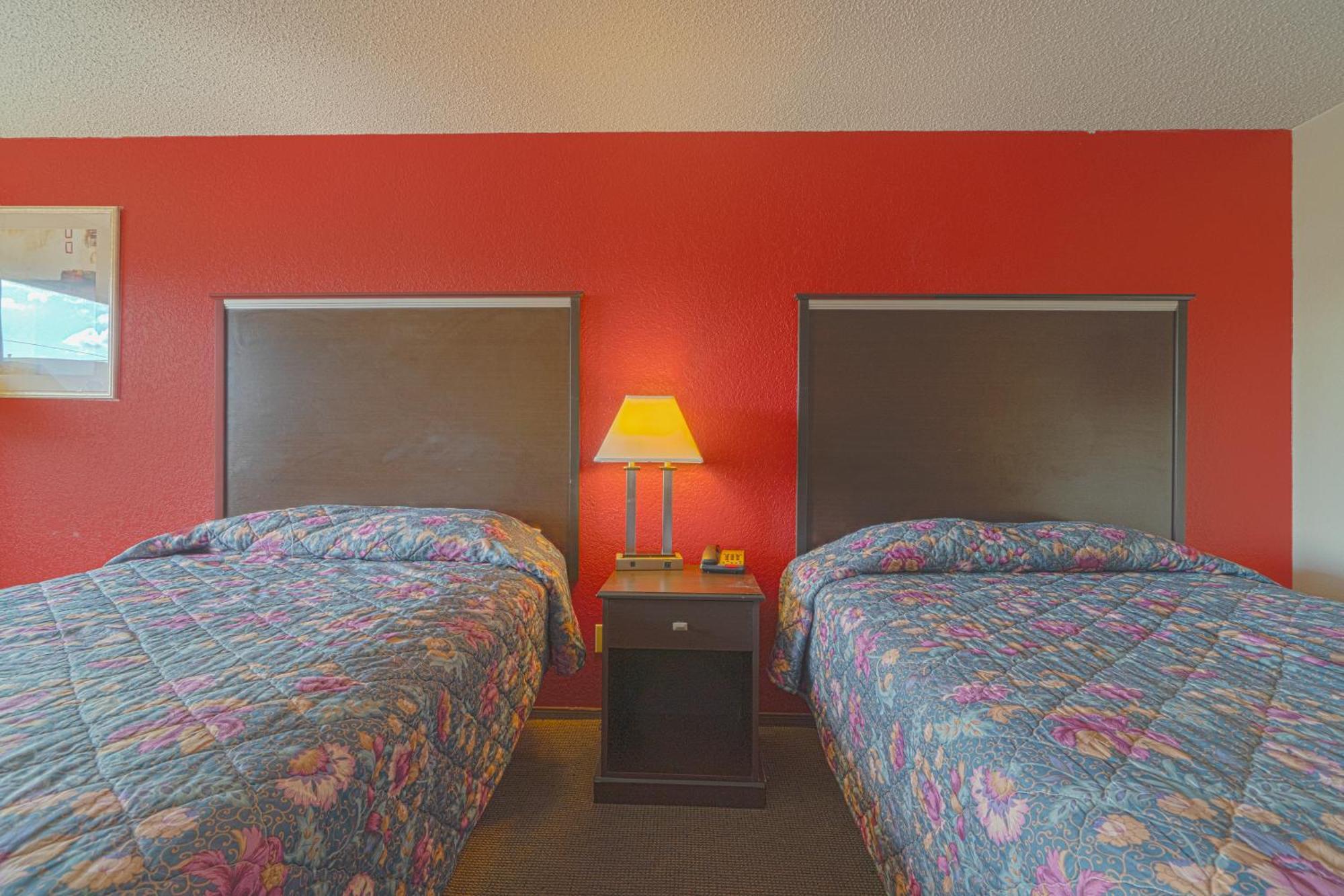 Regency Inn & Suites By Oyo Bay City Tx Luaran gambar