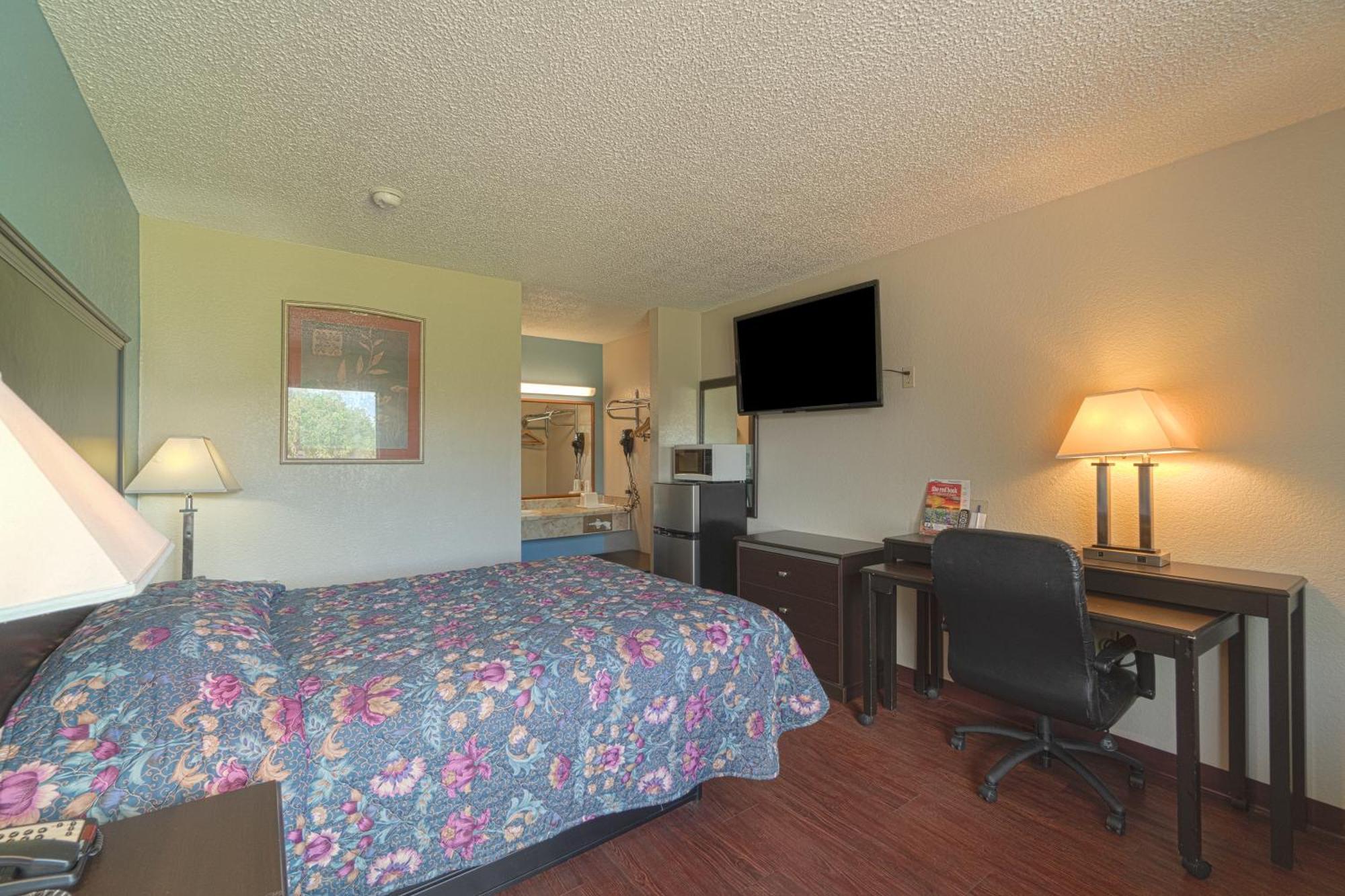 Regency Inn & Suites By Oyo Bay City Tx Luaran gambar