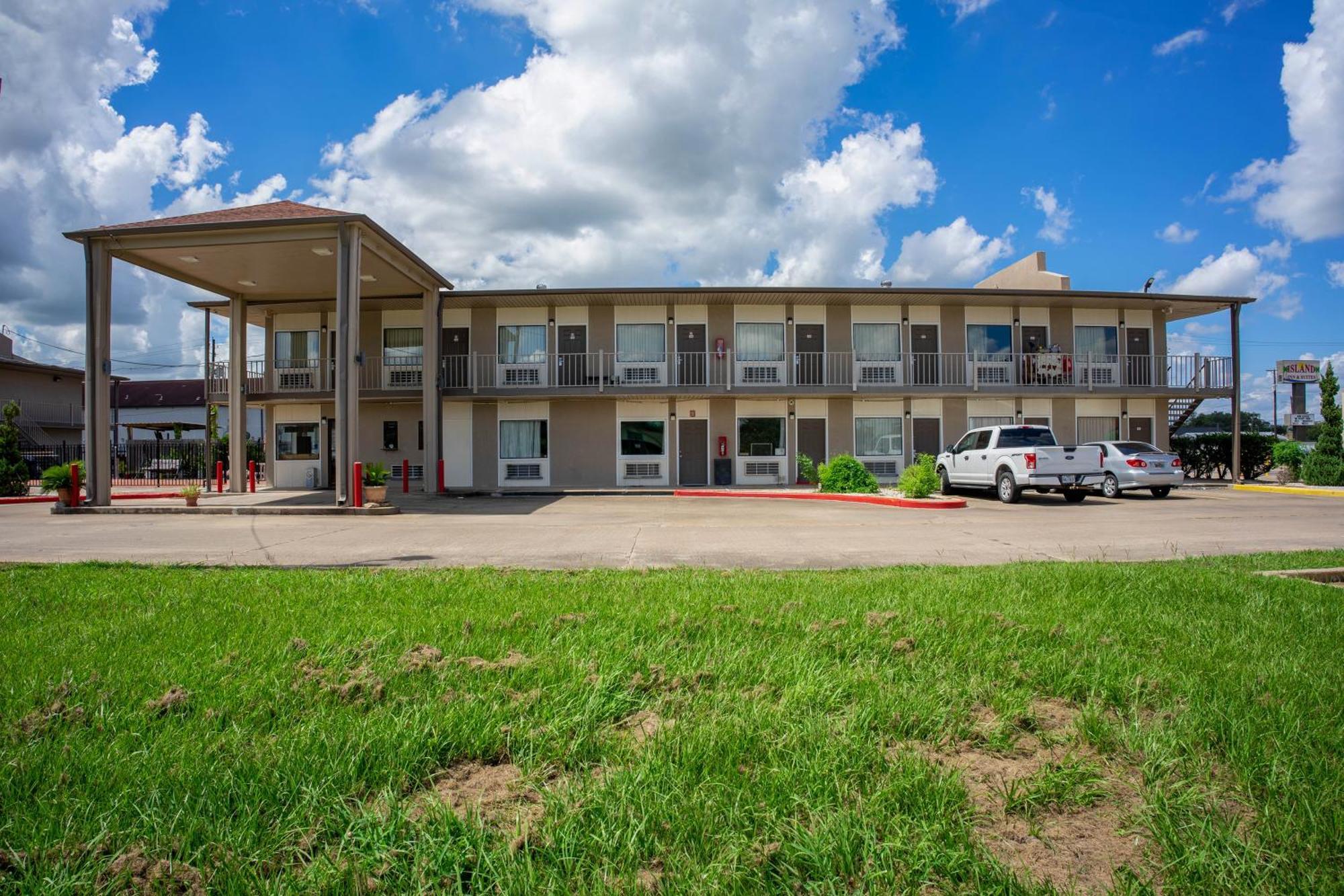 Regency Inn & Suites By Oyo Bay City Tx Luaran gambar